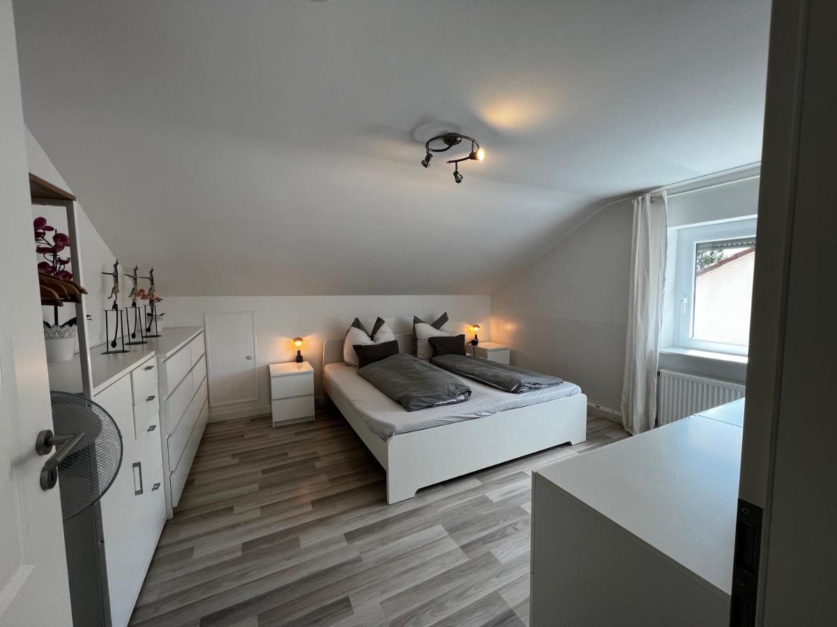 Ferienwohnung Schlüter Nußloch Exterior foto